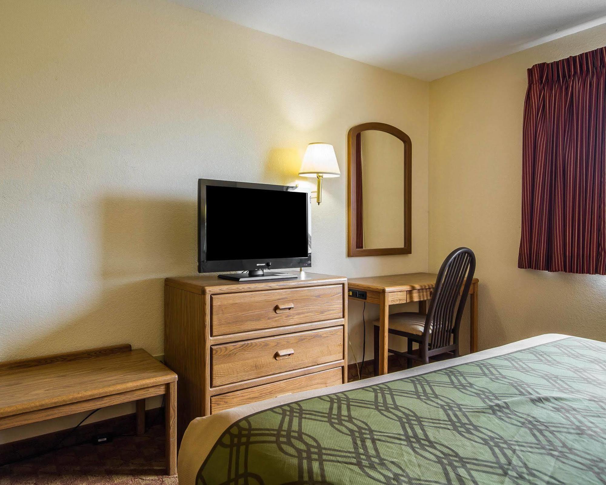 Hotel Quality North Janesville